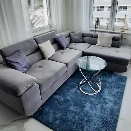 Hotel White-shell-apartment